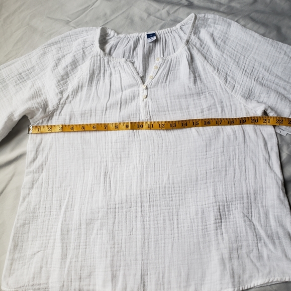 Old Navy Double Weave Long Sleeve Blouse - Picture 13 of 17